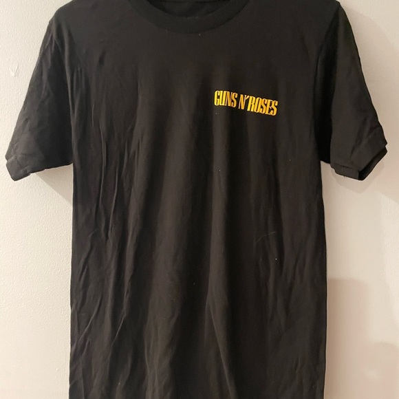 Guns N' Roses Black Graphic Tee - Short Sleeve size small - Picture 2 of 3